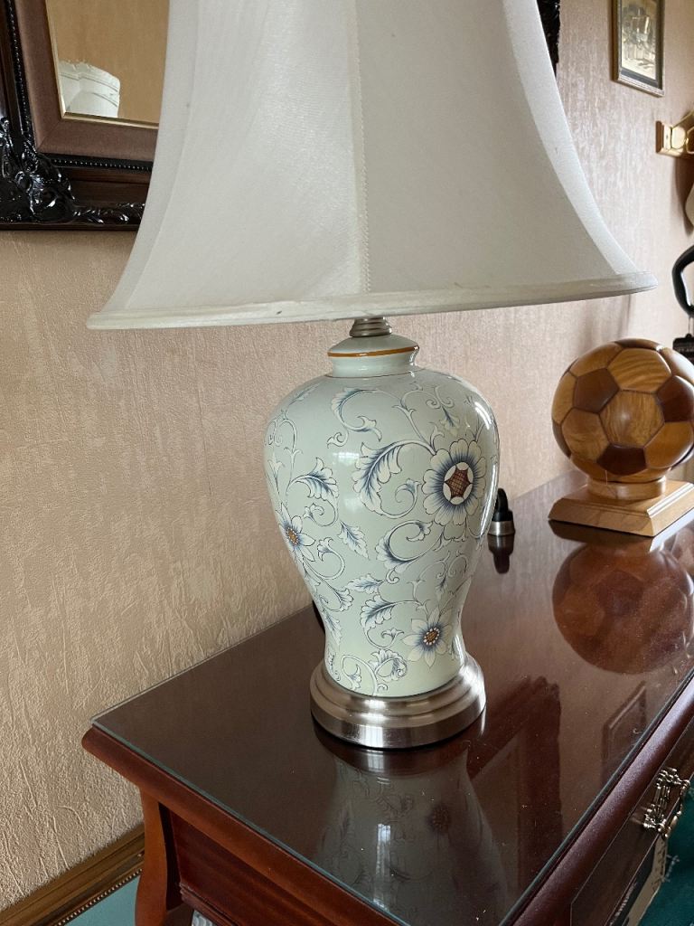 Lovely Floral Pattern Table Lamp with Cream Shade – Good Condition
