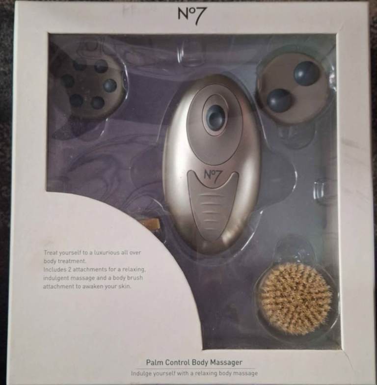 No7  palm control body massager