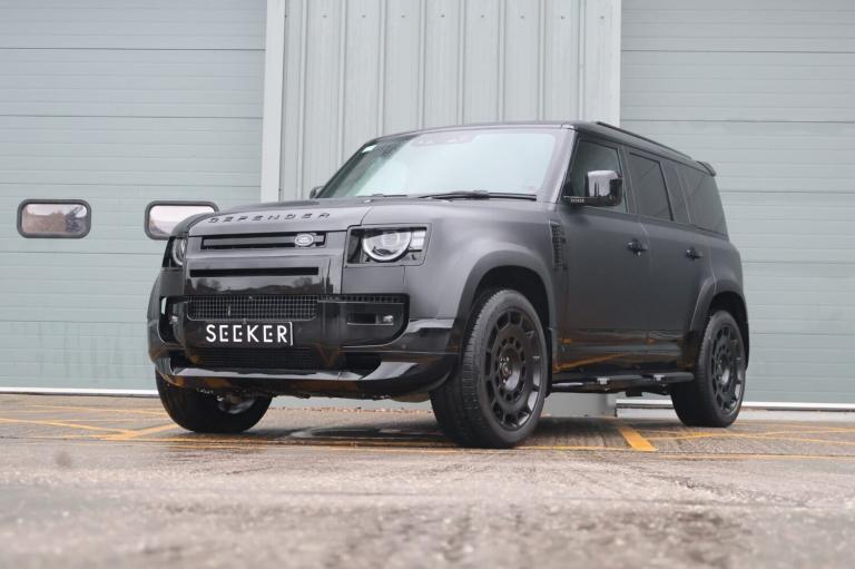 2025 Land Rover Defender 110 HARD TOP X-DYNAMIC D350 HSE 500 TOUR EDITION  ASK ABOUT REAR SEATS P...