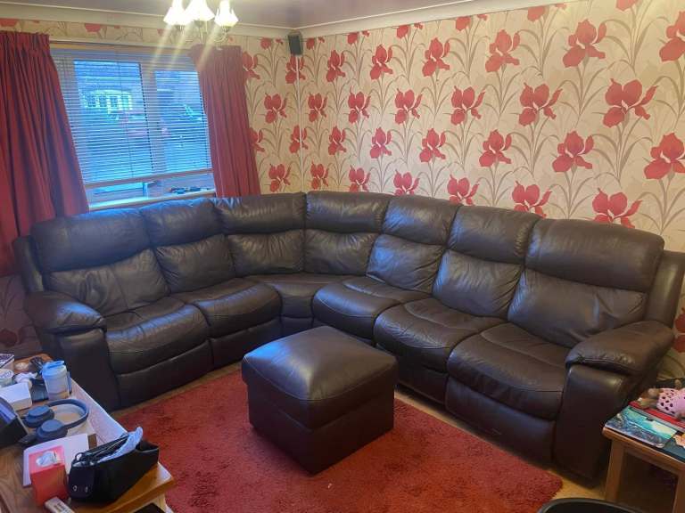 Corner Sofa, Harveys 6-seater with electric recliners & footstool, chocolate brown leather