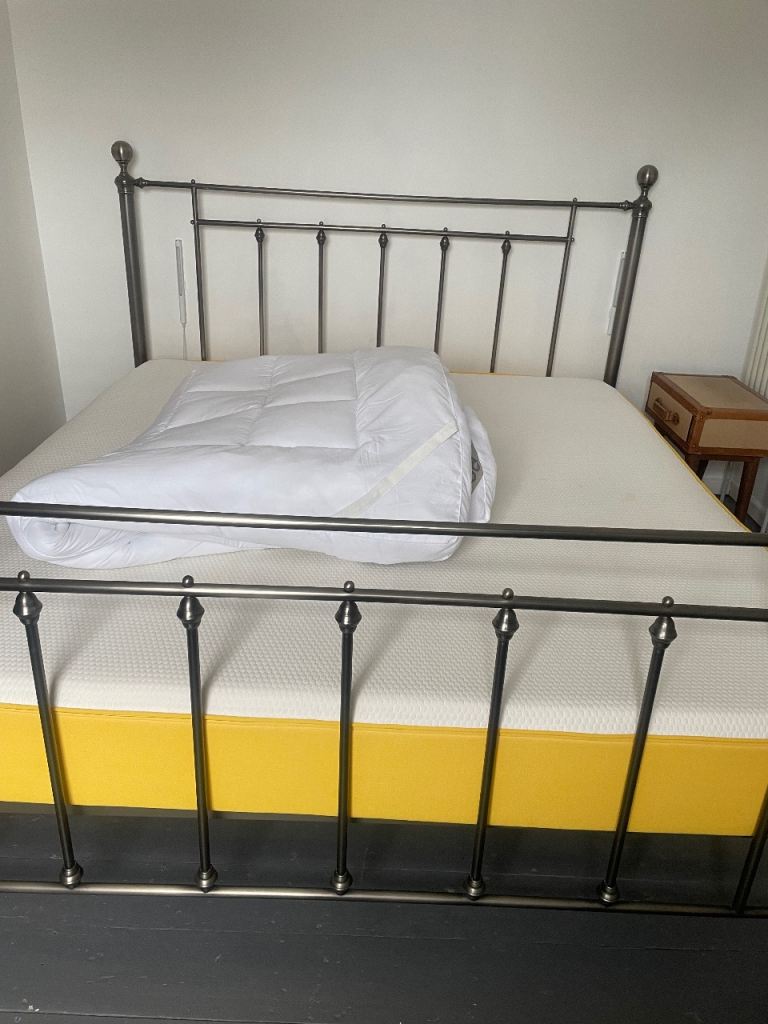 Metal bed frame Super king