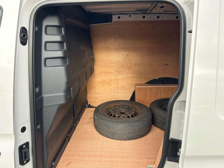 2022 Volkswagen Caddy 2.0 Caddy C20 Commerce+ TDI Panel Van Diesel Manual