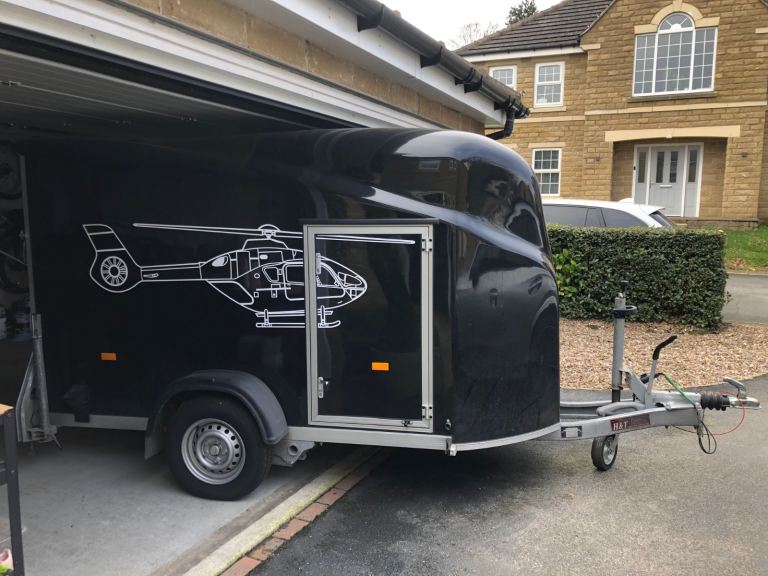 Debon Cargo 1300 Box Trailer