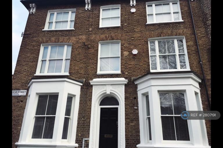 1 bedroom flat in Luxor Street, London, SE5 (1 bed) (#2807191)