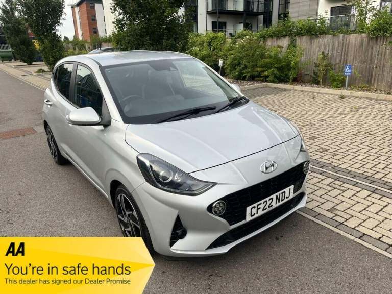 2022 Hyundai i10 1.0 Premium Euro 6 (s/s) 5dr HATCHBACK Petrol Manual