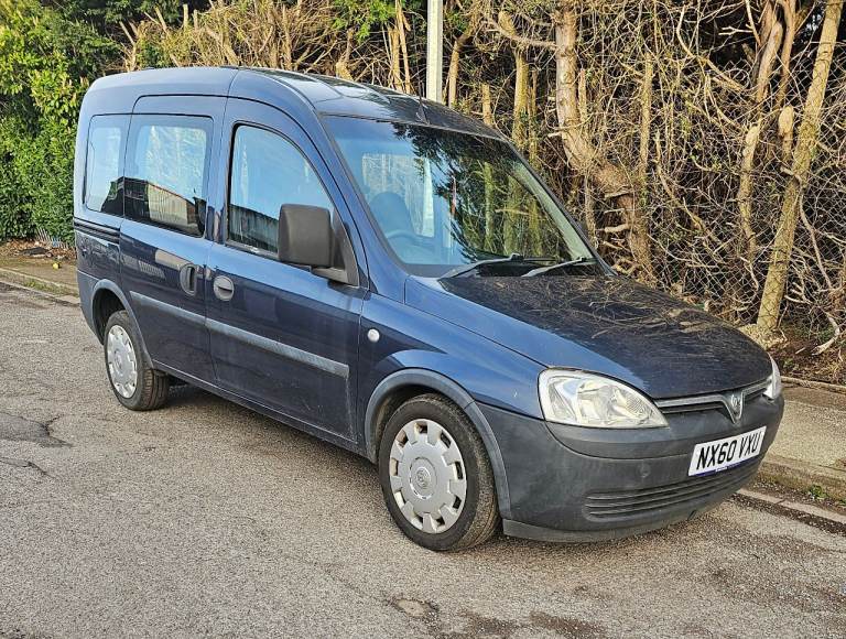 Vauxhall Combo Tour 1.3 Automatic 2010, 53000 miles, Long MOT, Wheelchair Accessible 