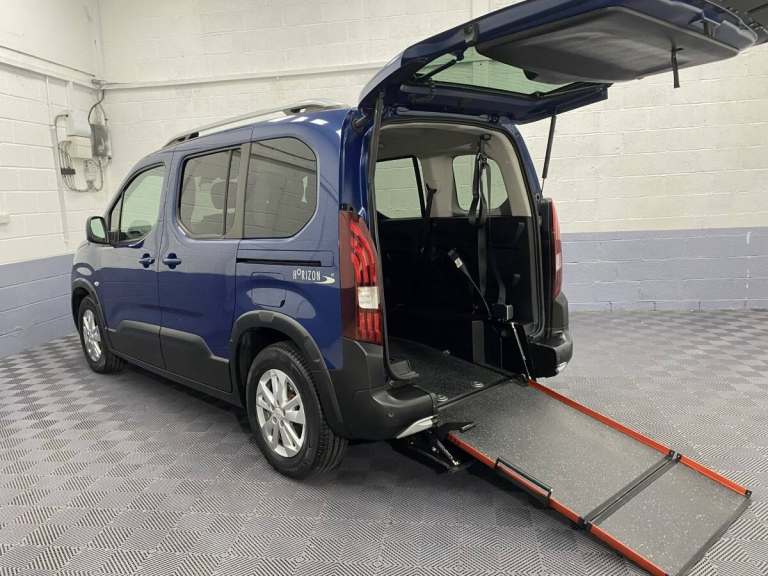 2019 Peugeot Rifter 1.5 BlueHDi 100 Allure 5dr Wheelchair Accessible Vehicle Disabled WAV MPV Die...
