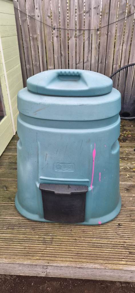 Green compost bin