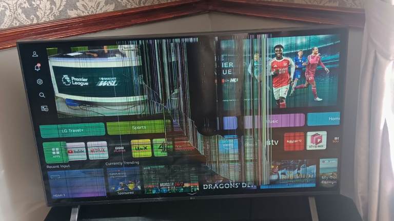 LG TV 43”inches Smart TV for Spares or Repair