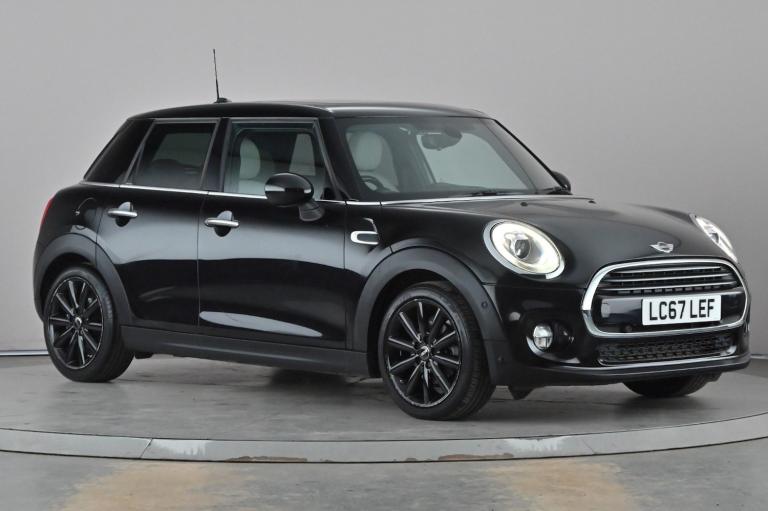  MINI 5 Door Hatch 1.5 Cooper Hatchback 5dr Petrol Auto Euro 6 s/s 136 Ps