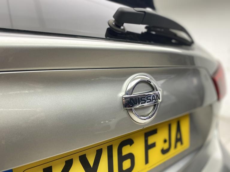 NISSAN QASHQAI 1.6 dCi Tekna 2016