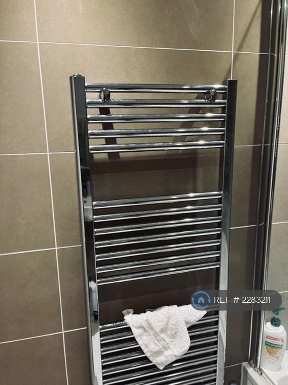 4 bedroom house in St. Andrews Drive, Little Waltham, Chelmsford, CM3 (4 bed) (#2283211)