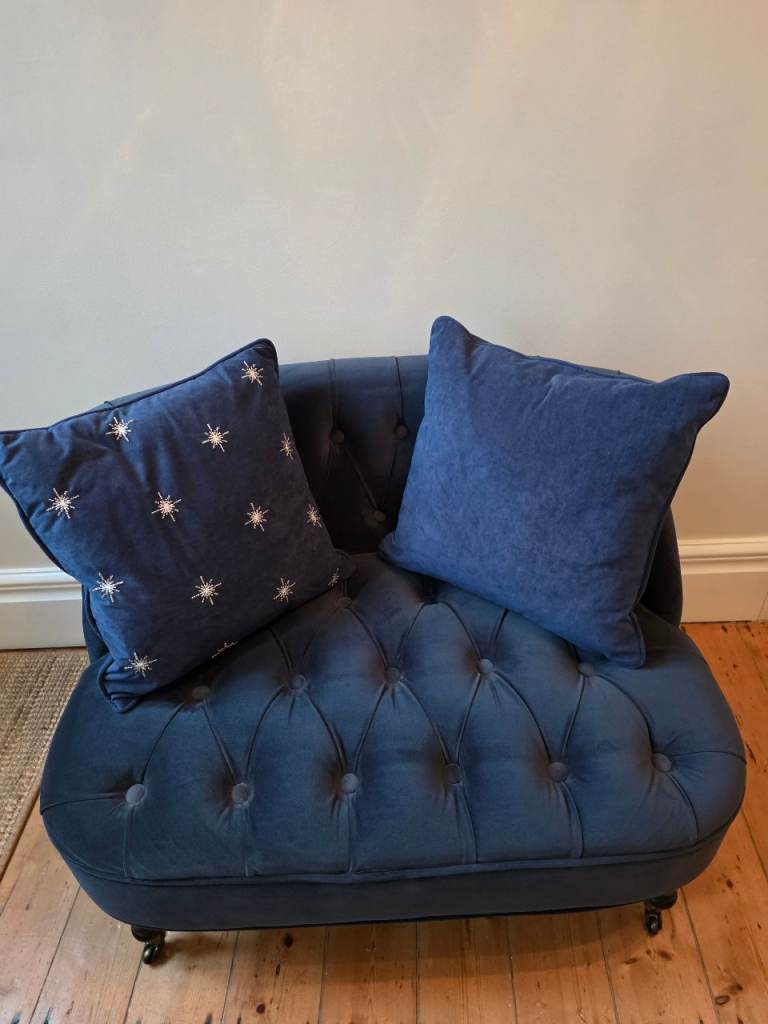 image for Chair/kids sofa 