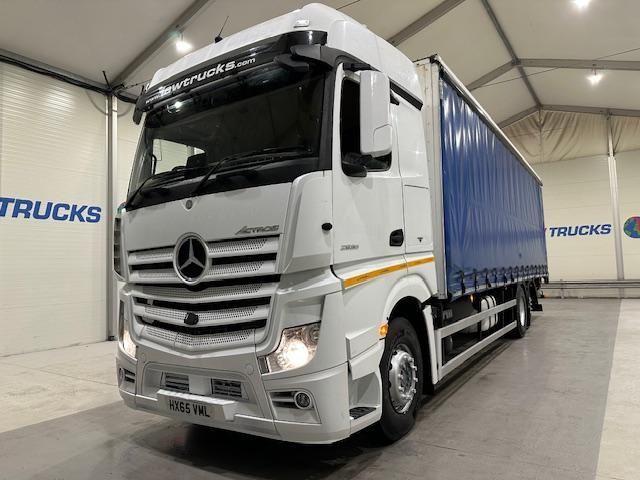 Mercedes Actros 2535 6x2 Sleeper Cab Curtainsider  