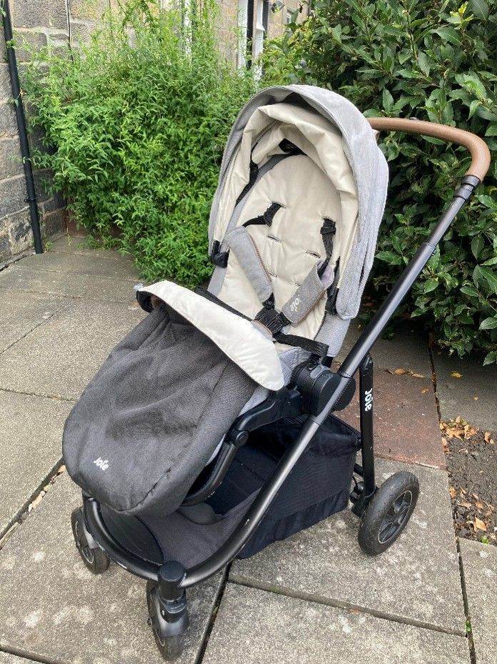 Joie Versatrax Pram E Trio i-Snug Travel System with Ramble Carrycot