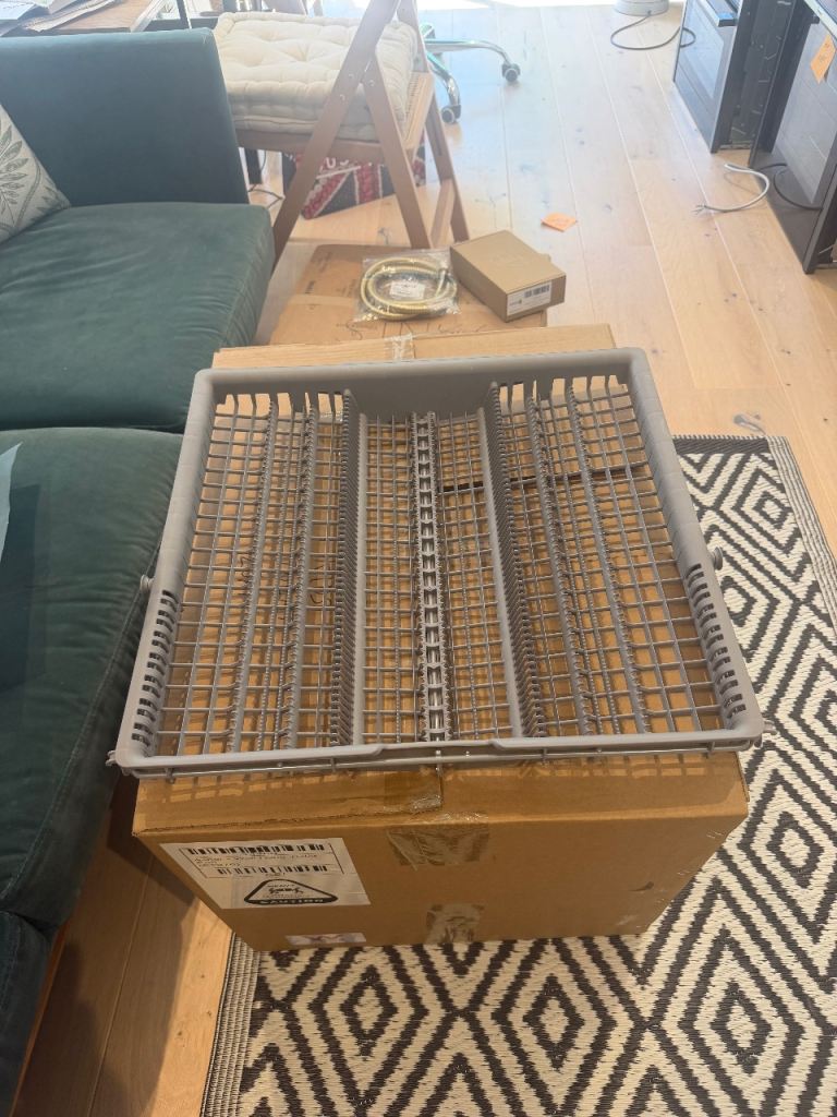 NEFF DISHWASHER - £150