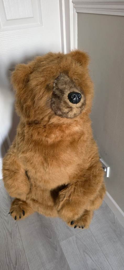 Rare vintage life size grizzle bear - one of a kind