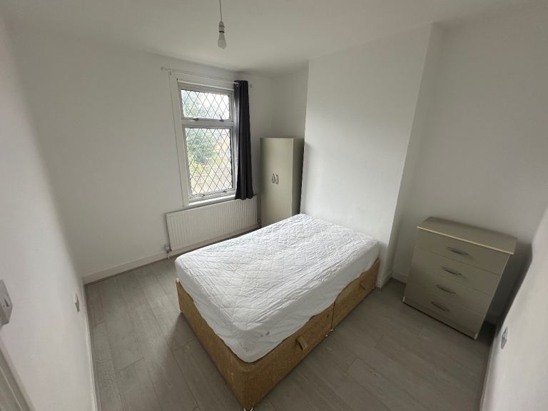 Double Room Edmonton