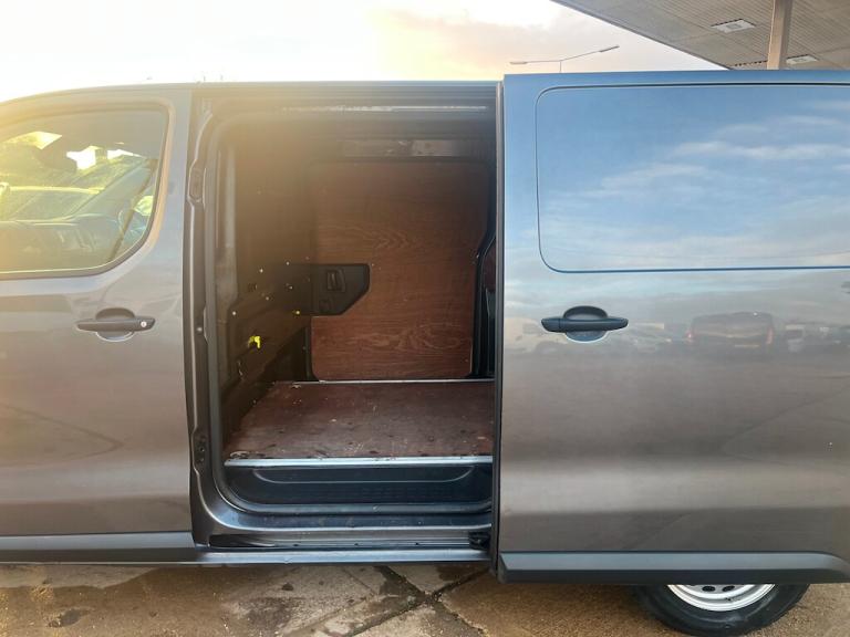 2018 Citroen Dispatch 1.6 BlueHDi 1000 Enterprise M Panel Van 6dr Diesel Manual FWD 2 Euro 6 (s/s...