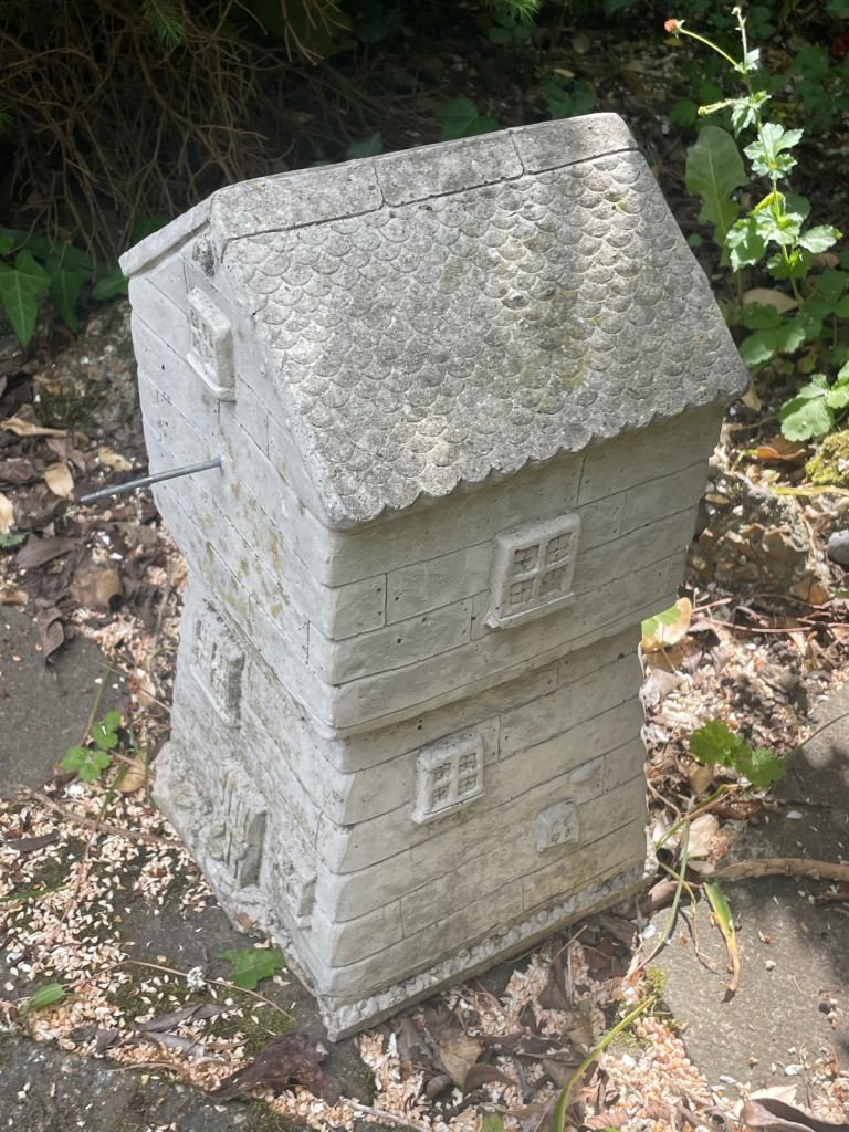 Garden stone/concrete windmill statue ornament 