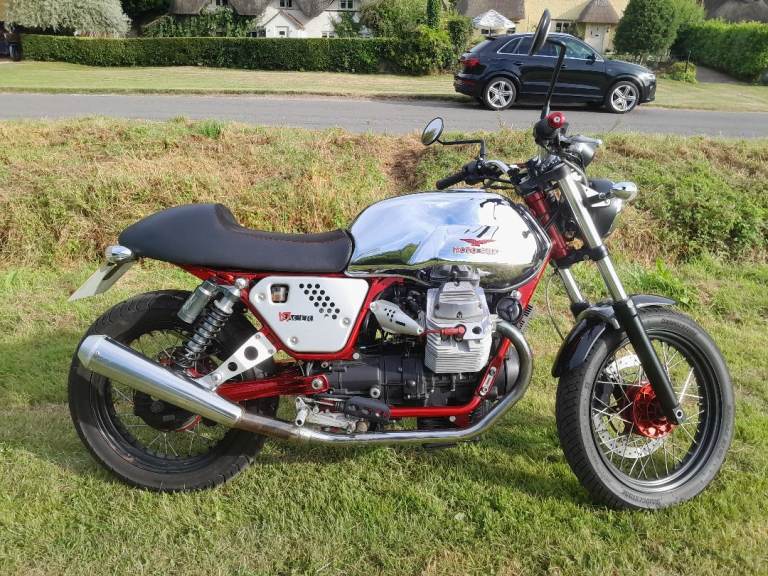 2011 Moto Guzzi V7 racer, 744 (cc)