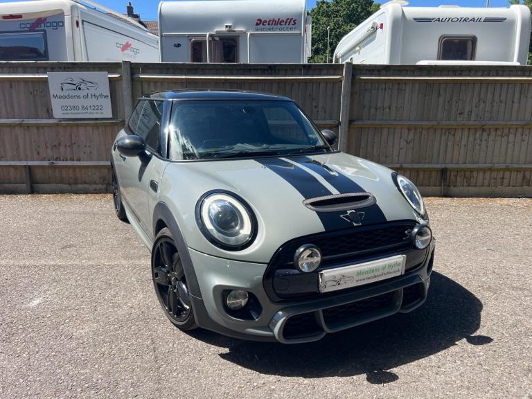 2015 MINI Hatch 2.0 CHALLENGE 210 EDITION AUTOMATIC 3dr Hatchback Petrol Automatic