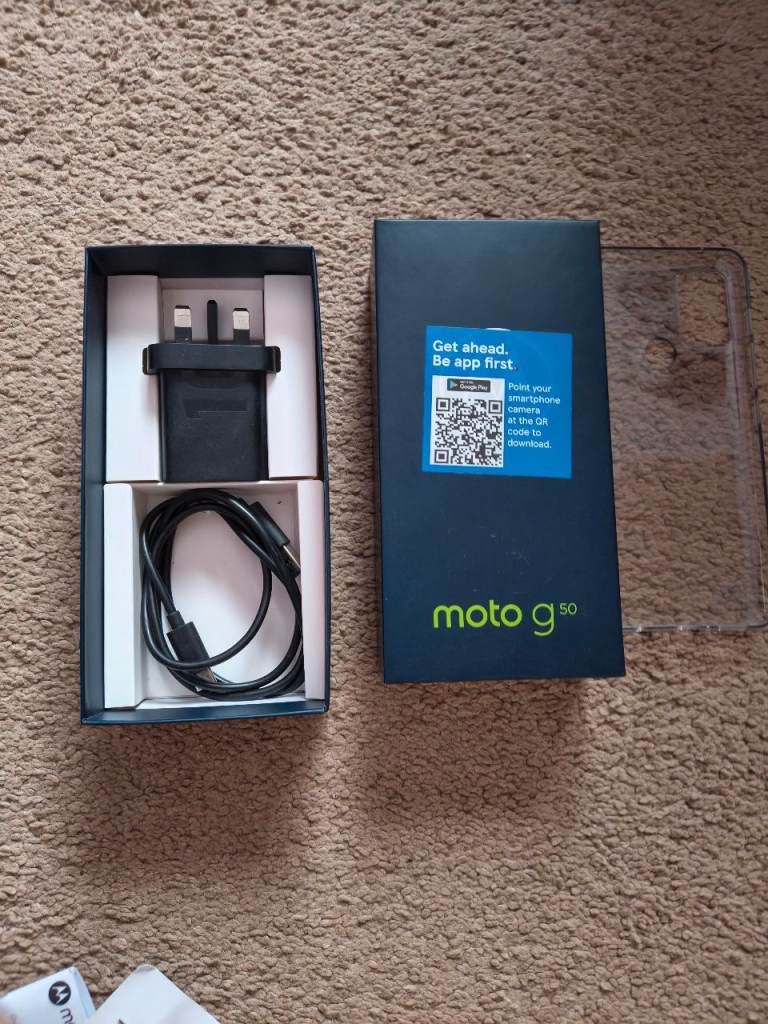 Motorola Moto G30 Smartphone – Black, Good Condition, Boxed