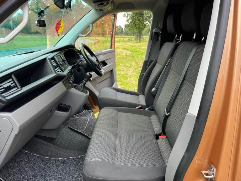  Volkswagen Transporter Cooper Bronze 2021