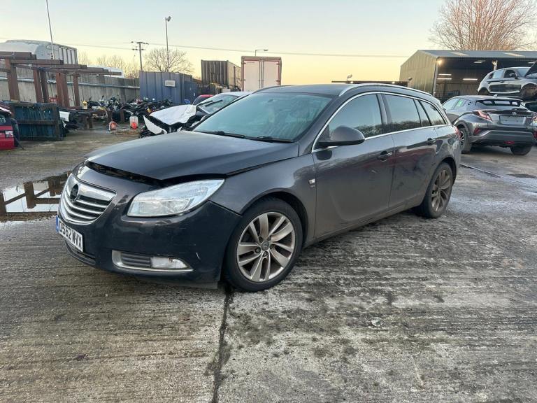 2012 VAUXHALL INSIGNIA ESTATE BREAKING SPARES PARTS