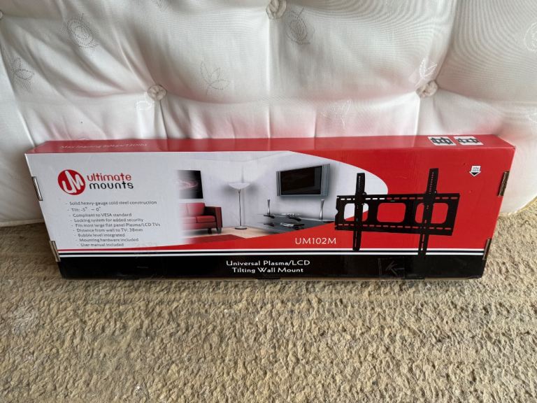 Ultimate Mounts UM102M Universal Plasma/LCD Tilting Wall Mount – New
