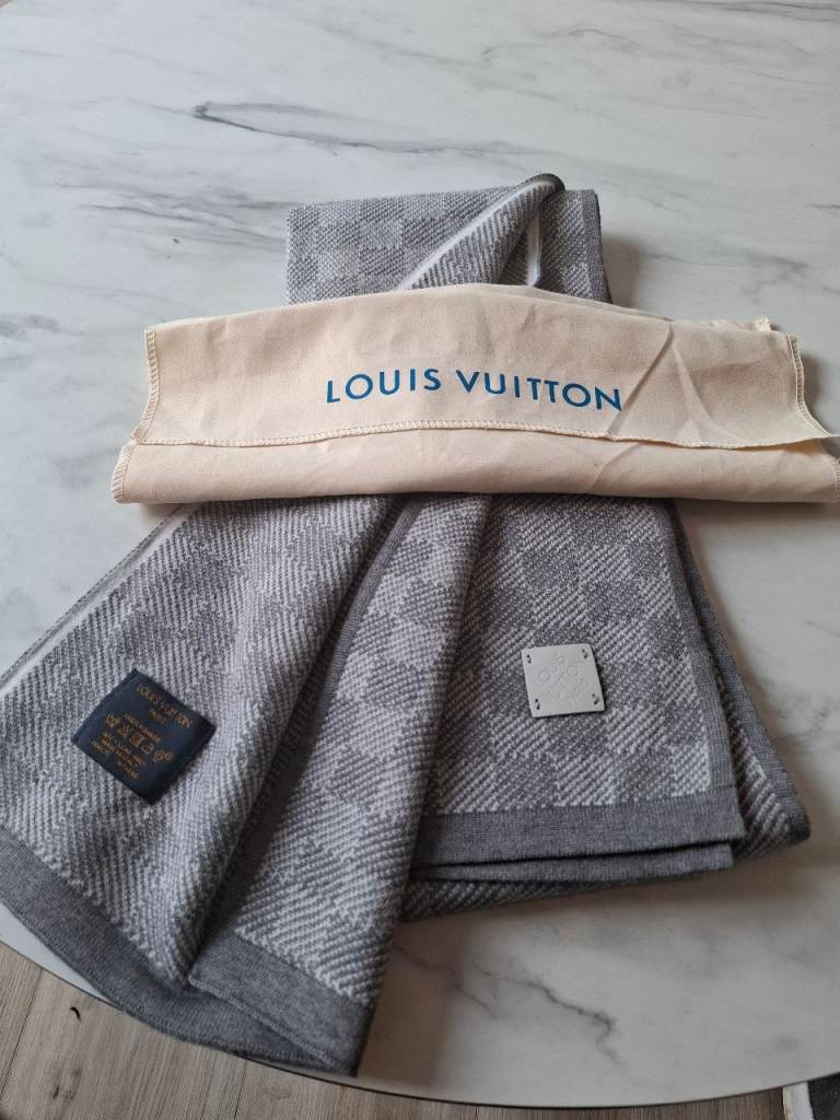 Louis Vuitton Cashmere Scarff