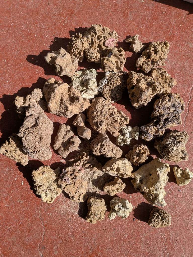 Aquarium marine live rock pieces dried 