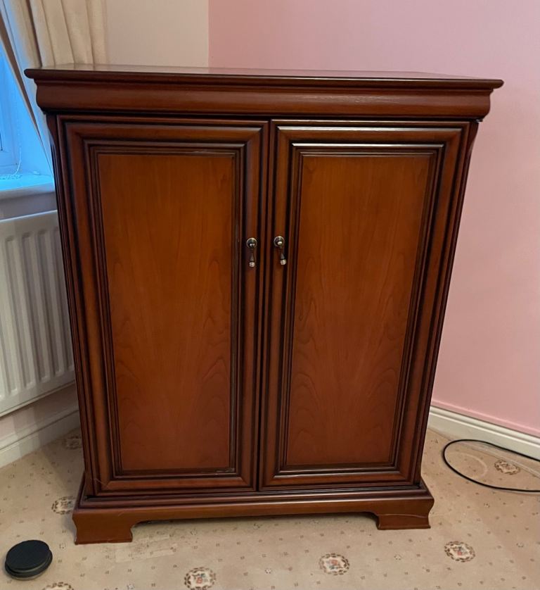 FREE Wooden cupboard for tv / media  - Good Condition 