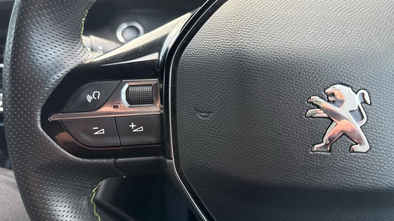 2022 Peugeot 208 50kWh GT Hatchback 5dr Electric Auto (7kW Charger) (136 ps) Hatchback Electric A...