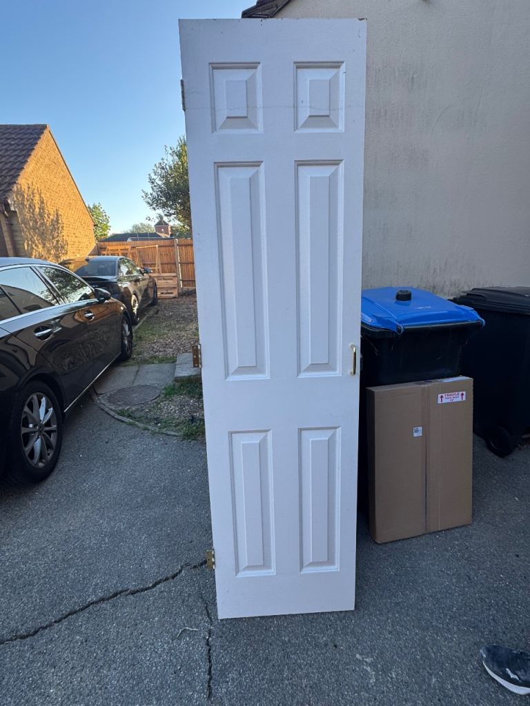 White door 