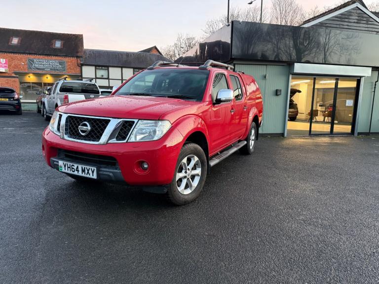 image for 2014 Nissan Navara Double Cab Pick Up Tekna 2.5dCi 190 4WD PICK UP Diesel Manual