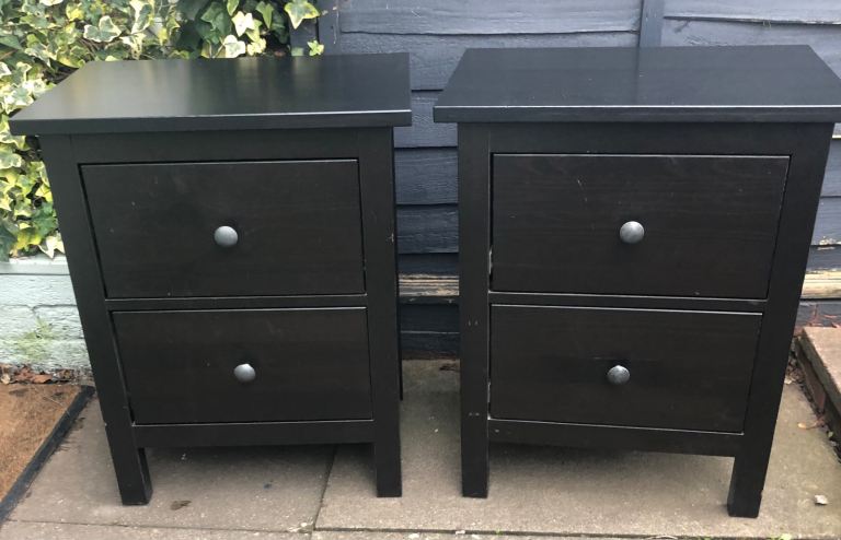 PAIR OF BEDSIDE TABLES 