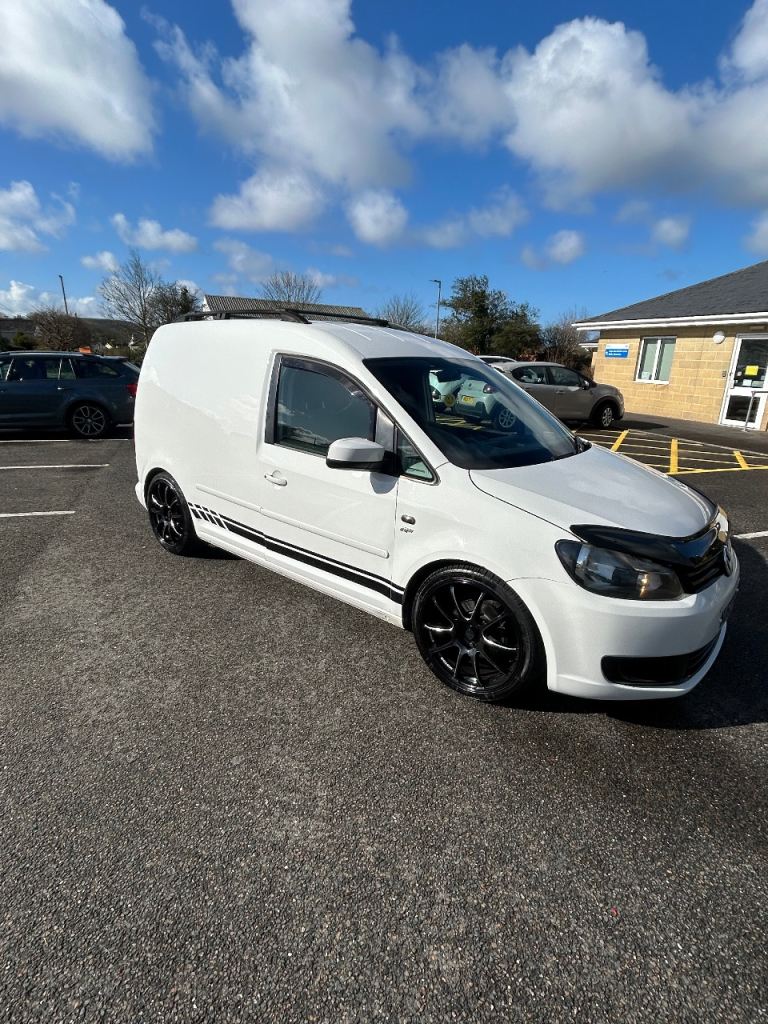 VW CADDY VAN 