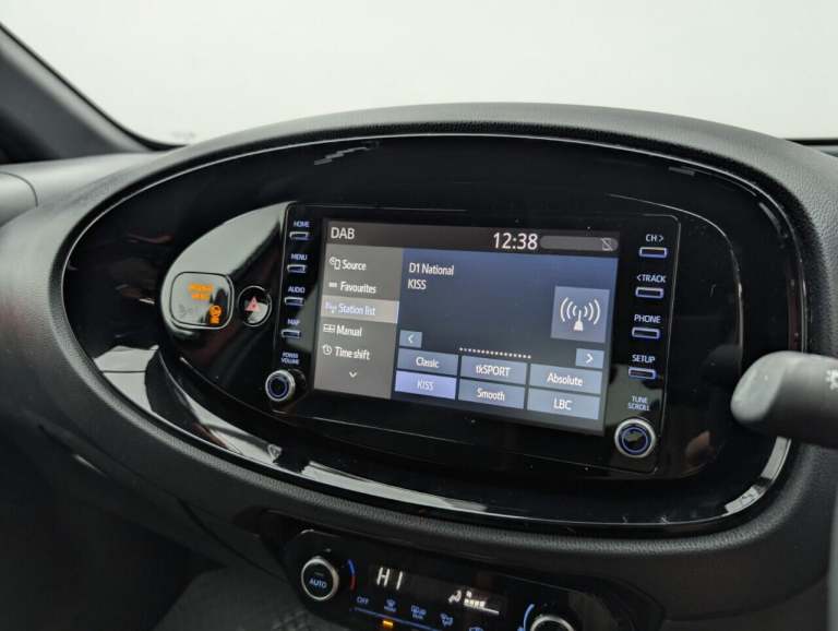 2023 Toyota Aygo X 1.0 VVT-i Edge Hatchback 5dr Petrol x-shift Euro 6 (s/s) (72 ps) - CRUISE,  HA...