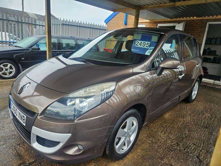 RENAULT SCENIC 1.5 dCi Dynamique TomTom 2010