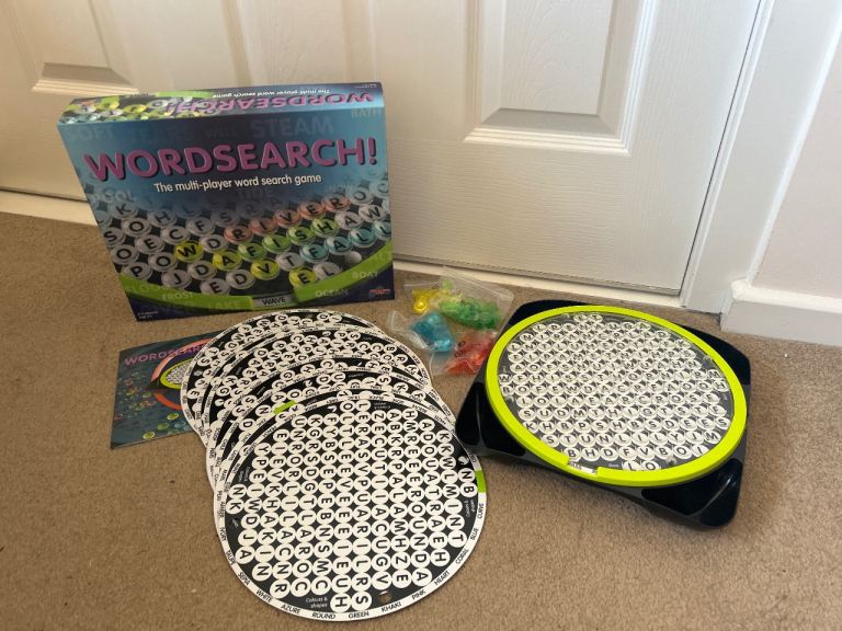 Wordsearch Game – Complete & Good Condition
