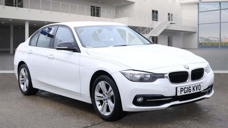  BMW 3 Series 2.0 320i Sport Euro 6 (s/s) 4dr Petrol Manual