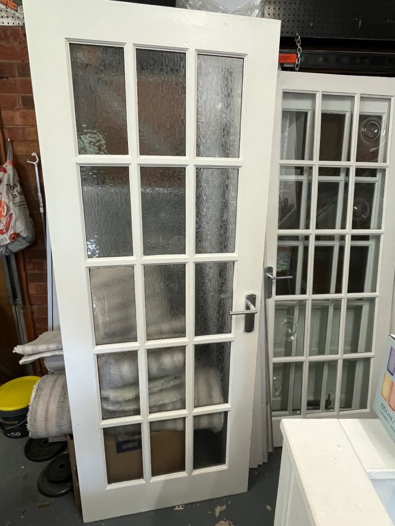 Internal doors 