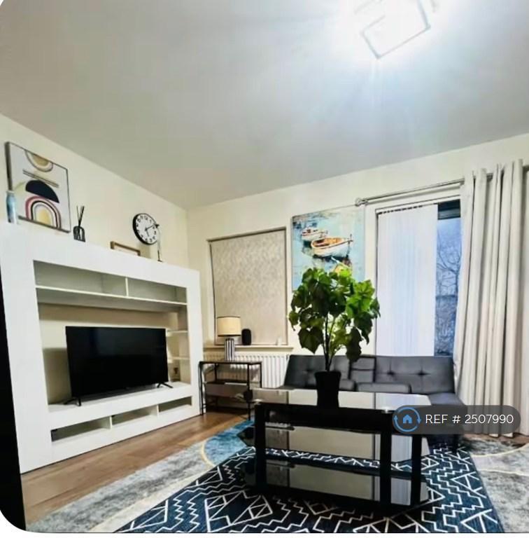 1 bedroom in Galleons Drive, Barking, IG11 (#2507990)