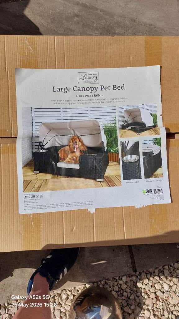Large Canopy Pet Bed