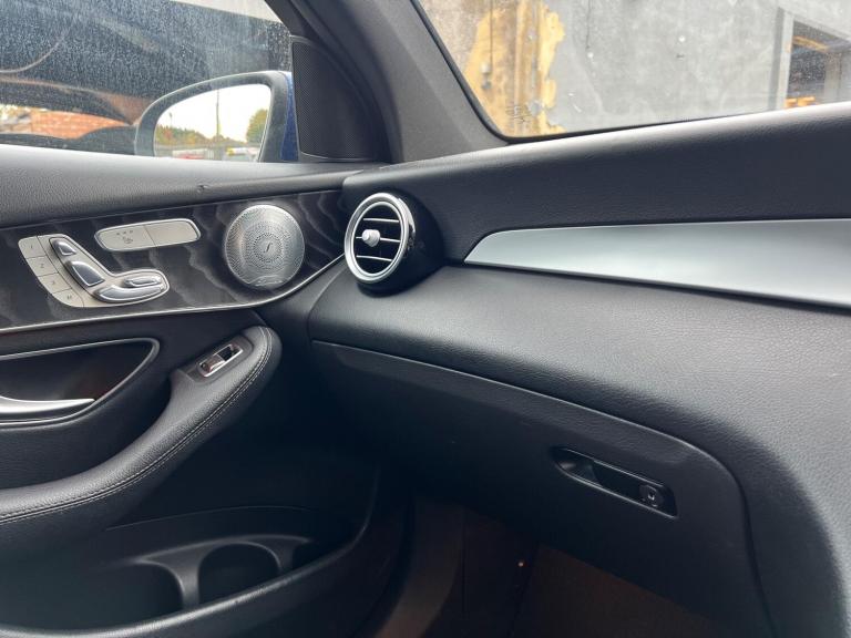 2017 Mercedes-Benz GLC 2.1 GLC250d AMG Line (Premium Plus) G-Tronic 4MATIC Euro 6 (s/s) 5dr ESTAT...