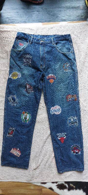 NBA Basketball Multi Team Jeans Size 36 Waist