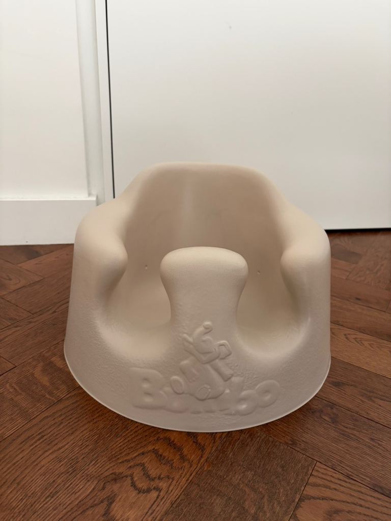 Bumbo baby seat chair