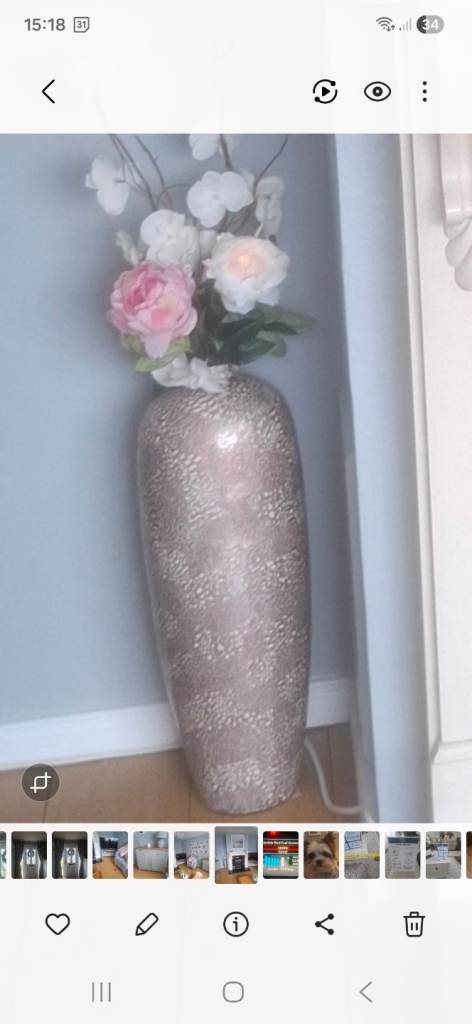 Living Room Accessories in Pink and Grey