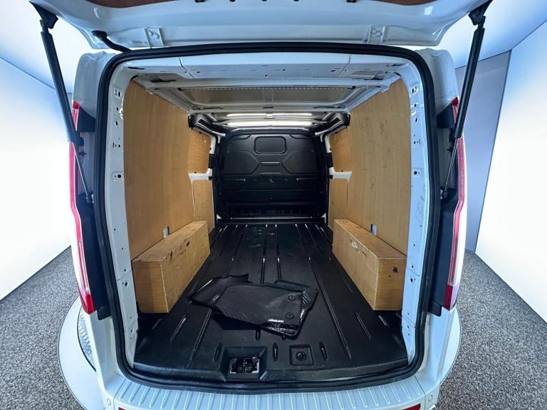 2023 Ford Transit Custom 2.0 EcoBlue 170ps Low Roof Limited Van PANEL VAN DIESEL Manual